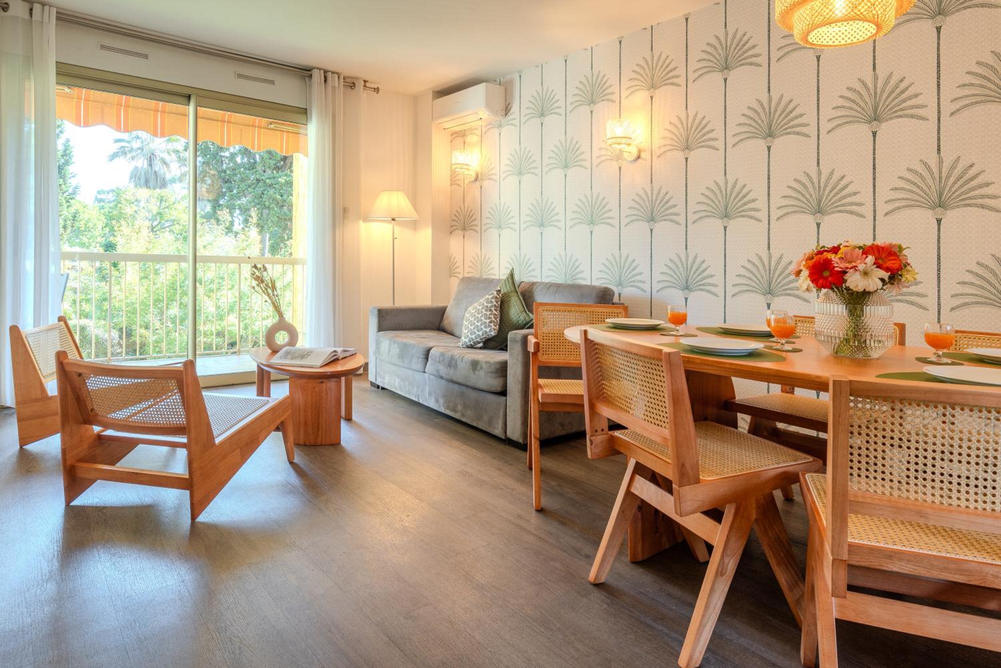 Les 15 Pins & La Mer -Your Green Getaway Near Sea & Beach Antibes Exteriör bild