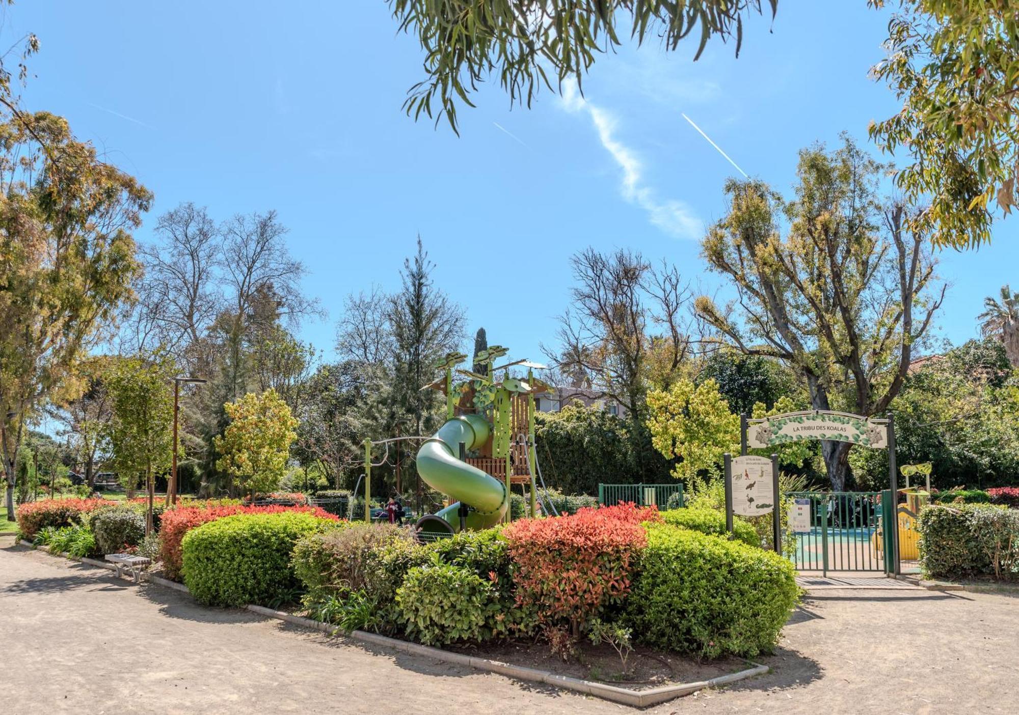 Les 15 Pins & La Mer -Your Green Getaway Near Sea & Beach Antibes Exteriör bild